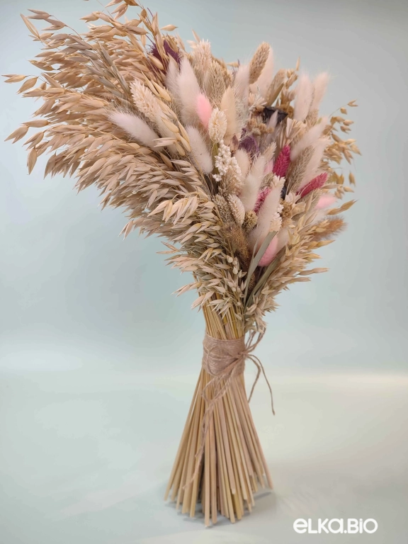 Букет из овса и фаляриса с лотосом А179-B111 Букет из овса и фаляриса с лотосом А179-B111