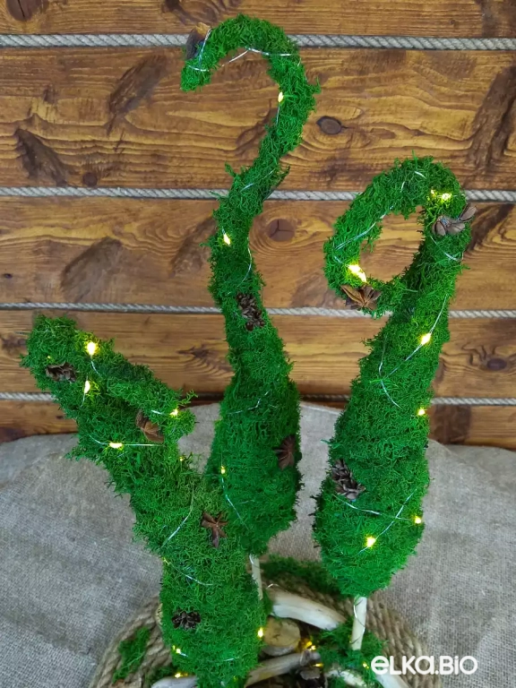 Декоративная композиция из мха Лесные птицы Б37-В80