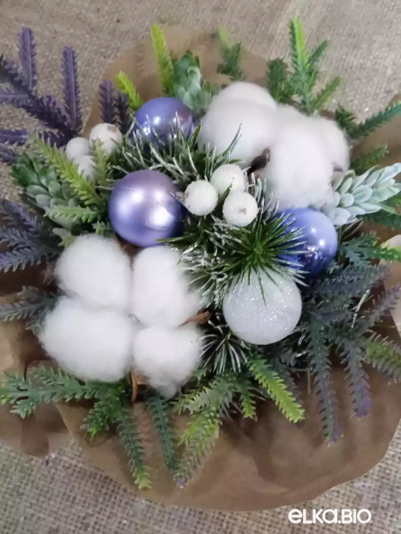 Декоративная композиция с цветками хлопка Зимнее наслаждение А31-В38