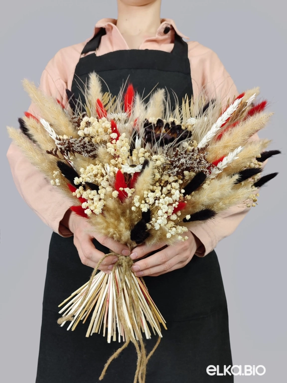 Букет из сухоцветов с лагурусом и протеей Ю71-B105 Букет из сухоцветов с лагурусом и протеей Ю71-B105