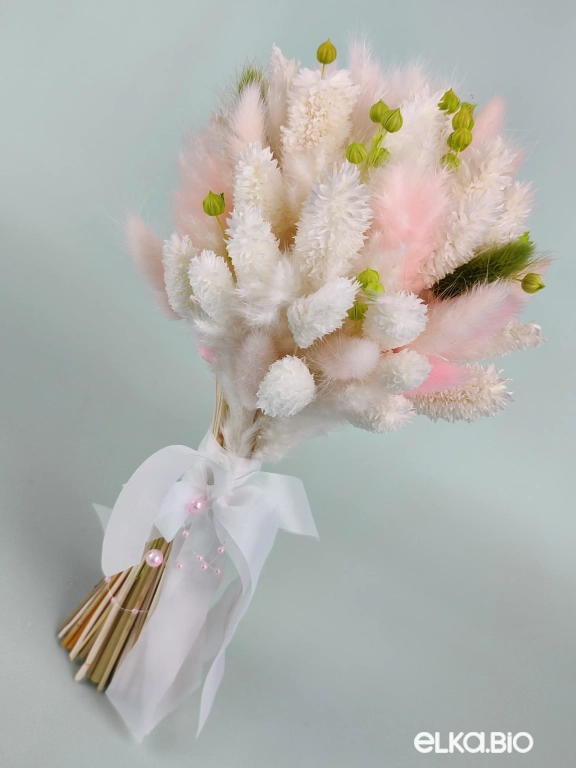 Букет из фаляриса и лагуруса Б83-B106