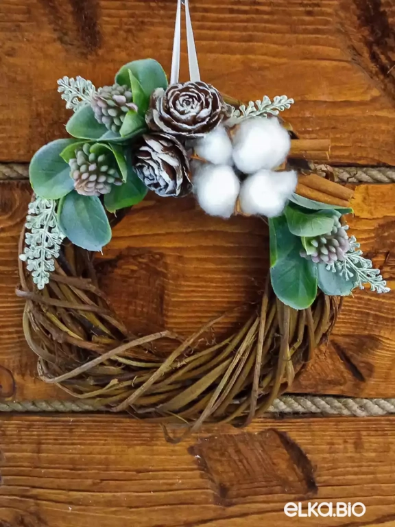 Декоративный венок из лозы Теплая встреча А63-В46