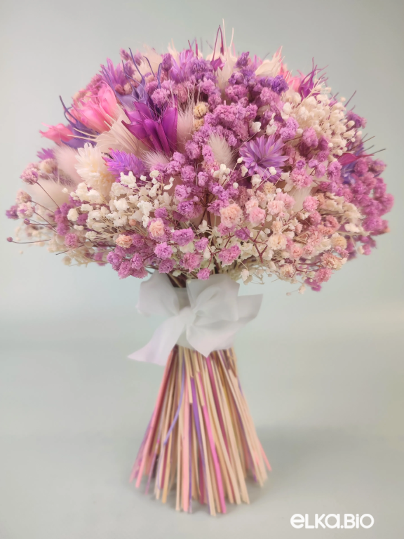 Сиреневая и белая гипсофила стабилизированная в букете с нигеллой Т213-B113 Сиреневая и белая гипсофила стабилизированная в букете с нигеллой Т213-B113