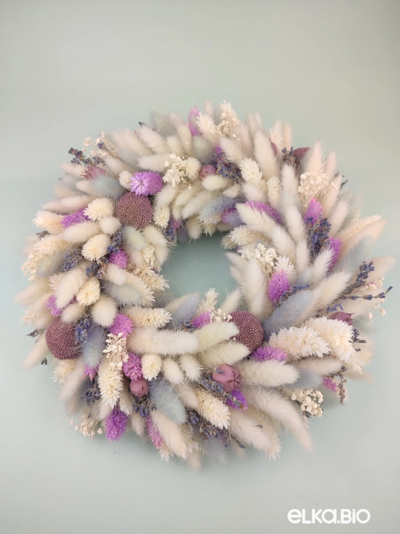 Венок из белых и фиолетовых цветов с гипсофилой А166-B115