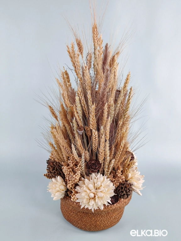 Композиция из пшеницы и сухоцветов в корзине Б89-B109