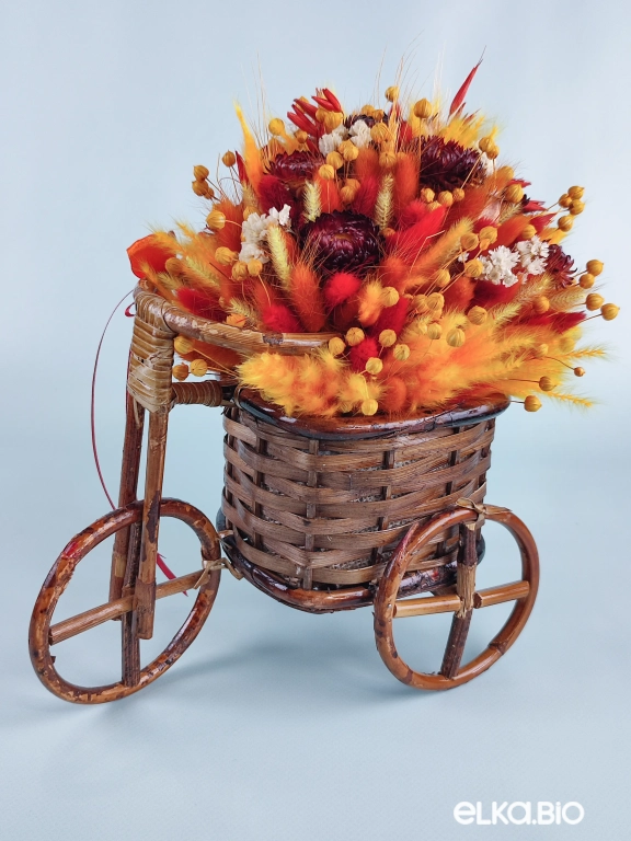 Композиция из овса, пшеницы и гелихризума в корзине Т185-B107