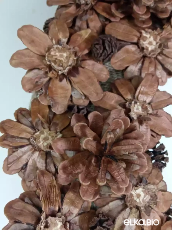 Венок декоративный из шишек Колючка П17-В13