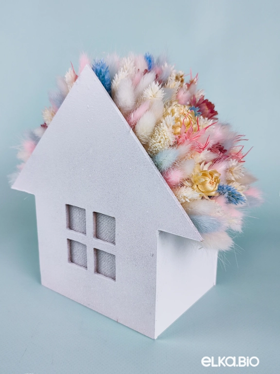 Композиция в кашпо из фаляриса, лагуруса и гелихризума А149-B107