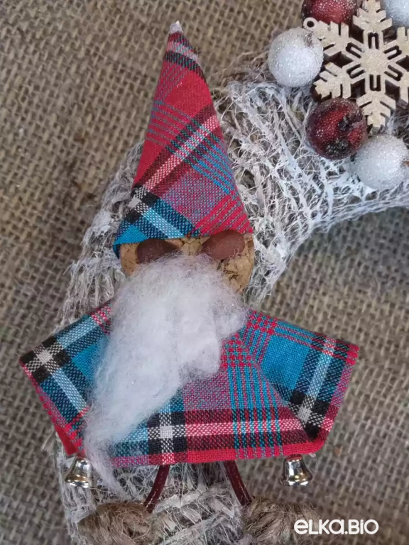 Венок декоративный из шишек кипариса и секвойи Детский Т26-В15