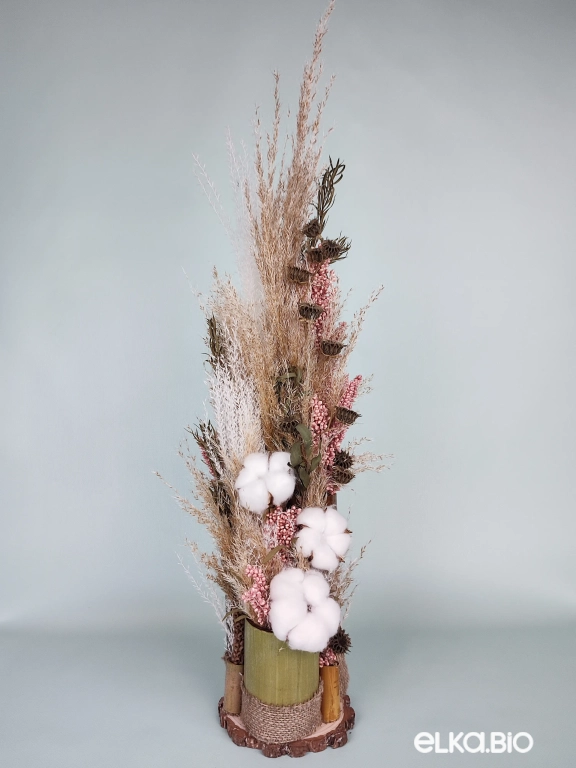 Композиция в бамбуке из хлопка и сухоцветов Б73-B106