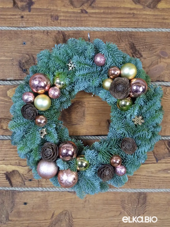 Новогодний венок из Нобилиса Шоколадная мечта Ю48-В710