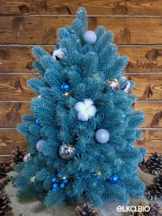 Новогодняя елка из хвои с шарами Лесная грация Ю30-В49