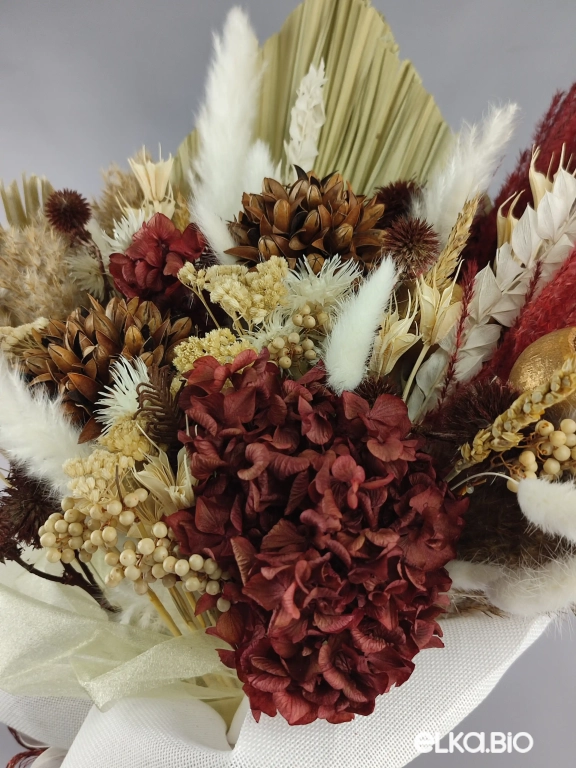 Стабилизированный большой букет с бордовой гортензией и листом пальмы Б41-B100