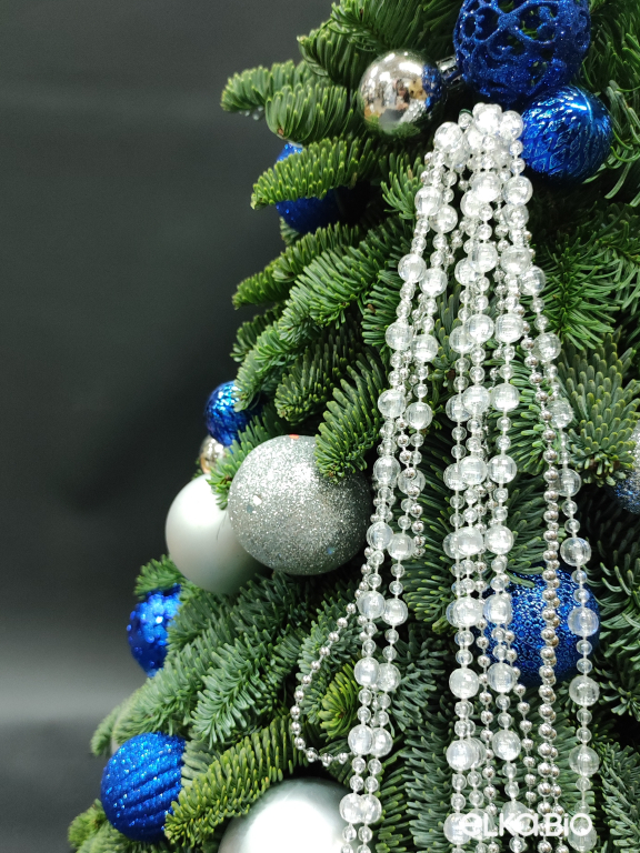 Настольная новогодняя елка из Нобилиса Водопад надежды Ю42-В706