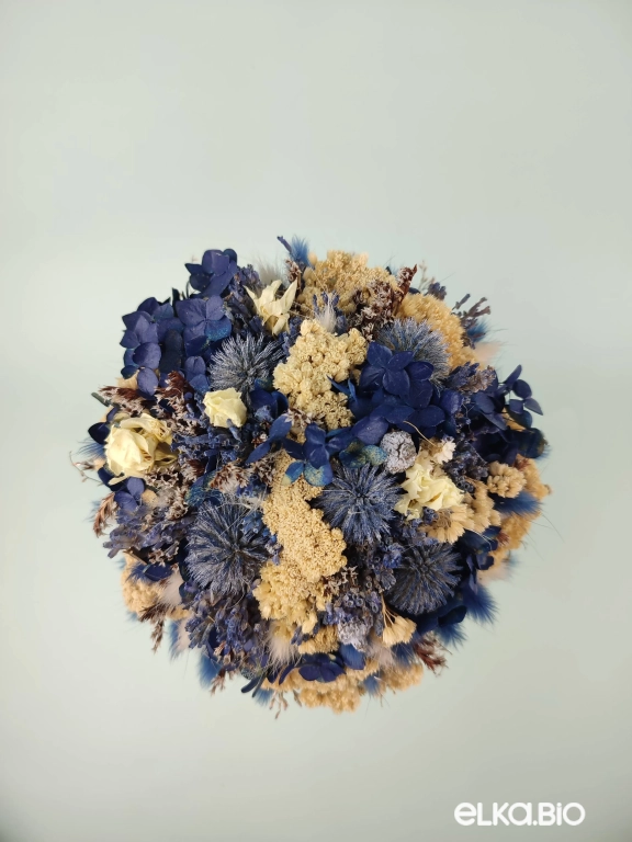 Букет с гортензией  из синих и бежевых сухоцветов Т199-B111 Букет с гортензией  из синих и бежевых сухоцветов Т199-B111