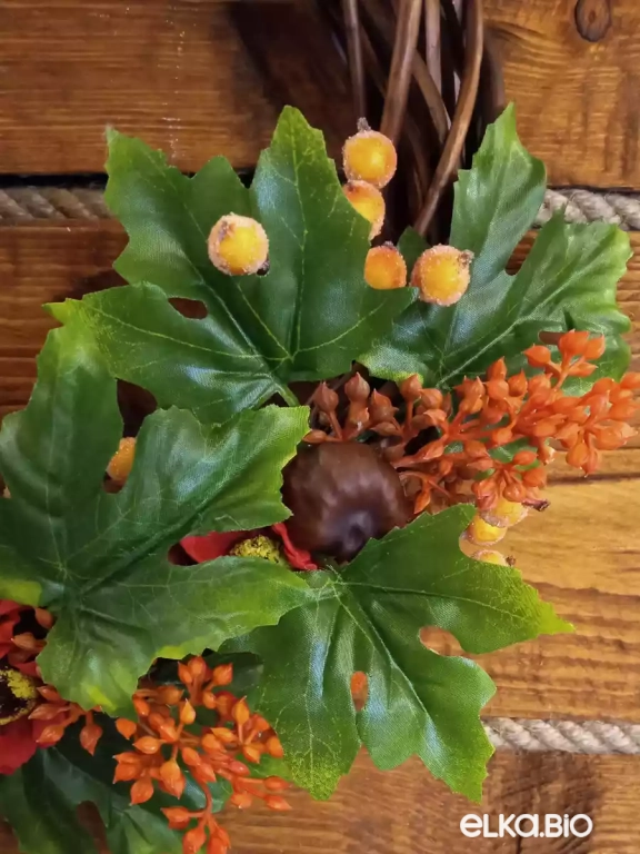 Венок декоративный из лозы Краски осени Ю17-В35