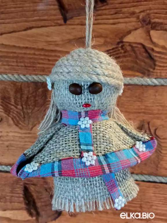 Подвесная композиция, игрушка Хранительница очага Т52-В20