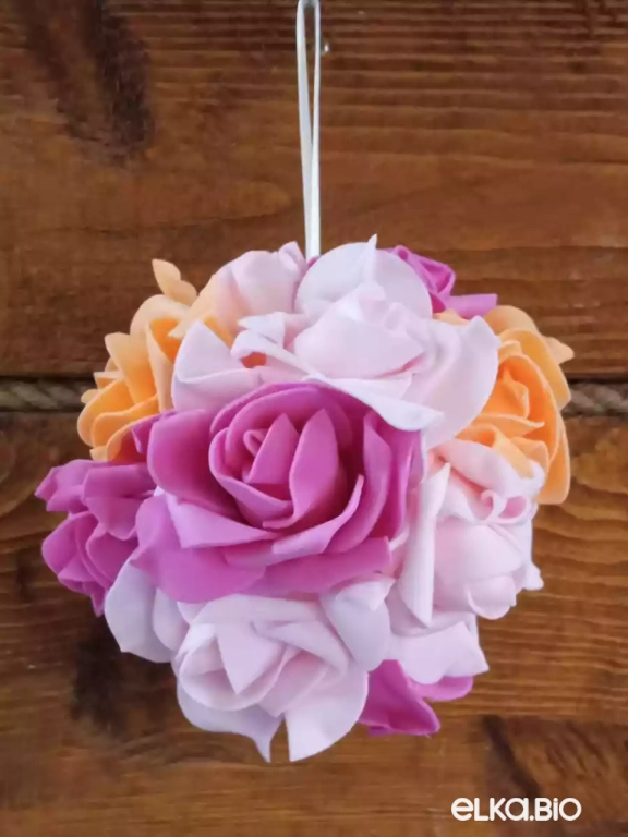 Шар из фоамирановых цветков Нежные осколки А45-В40