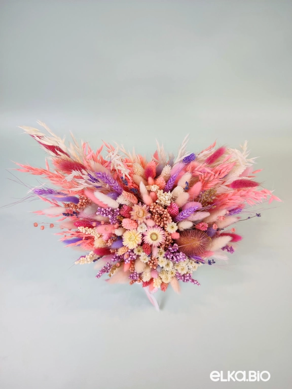 Яркие цветы в шляпной коробке А204-B113 Яркие цветы в шляпной коробке А204-B113