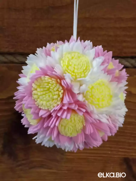 Декоративный набор шаров из фоамирановых цветков Весеннее чувство А49-В41