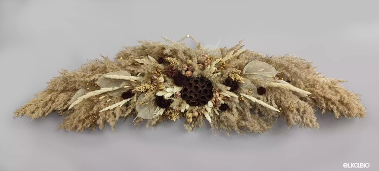 Композиция на стену из лотоса и сухоцветов Ю58-B101