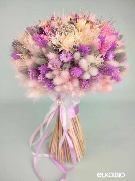 Сиреневый букет с фалярисом и гелихризумом Т209-B116