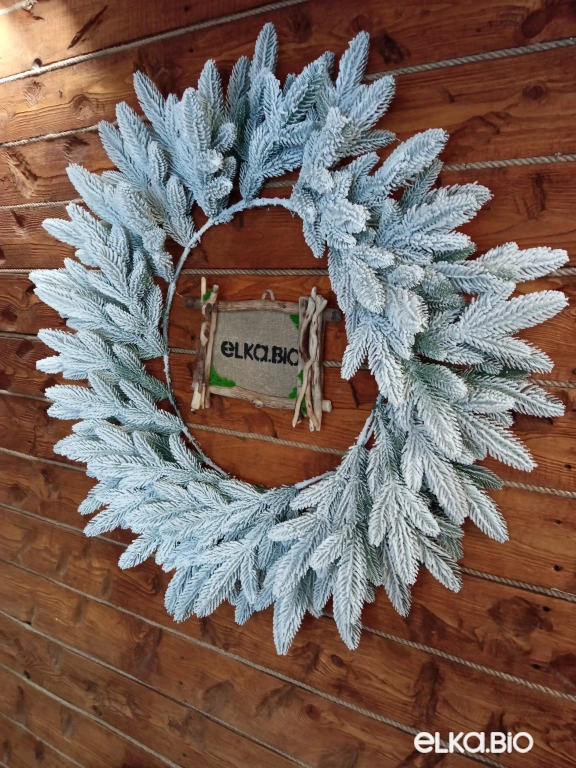 Венок новогодний Елочка в снегу 90 см-В535