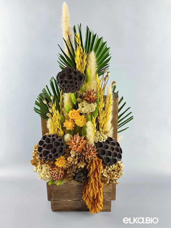 Стабилизированная композиция с лотосом и листьями пальмы Ю64-B101