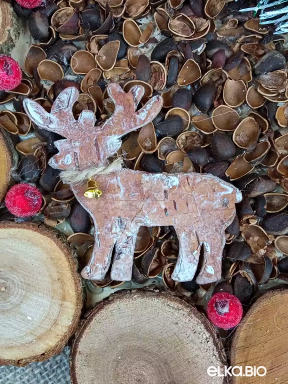 Панно из спилов и шелухи кедра Кедровый лес П15-В16 Панно из спилов и шелухи кедра Кедровый лес П15-В16