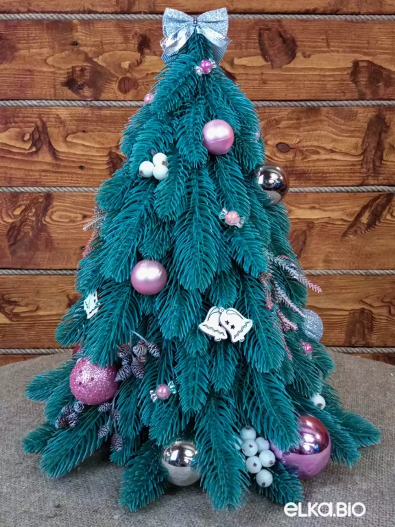 Новогодняя елка из хвои с шарами Искристые чудеса мира А88-В66