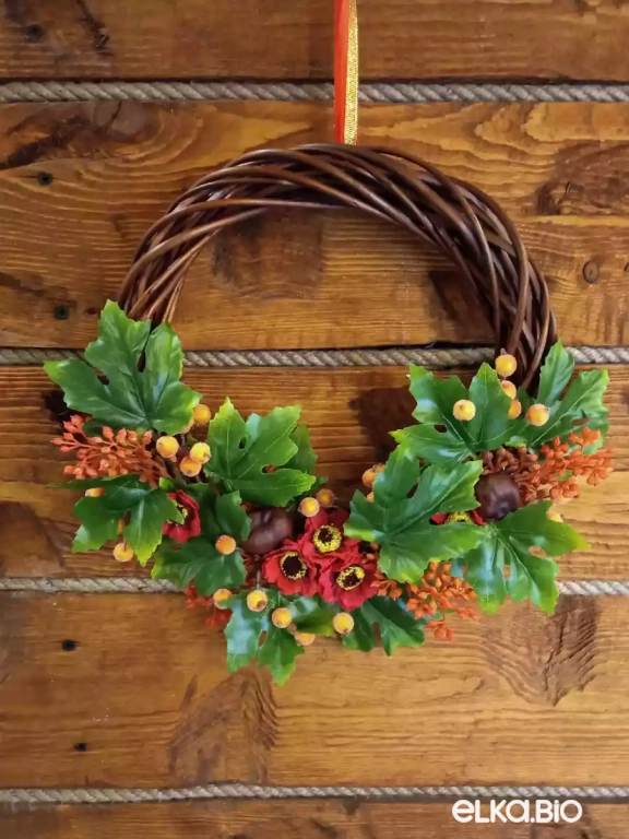 Венок декоративный из лозы Краски осени Ю17-В35
