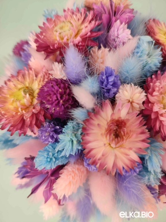 Букет из сухоцветов с розовым гелихризумом А194-B111