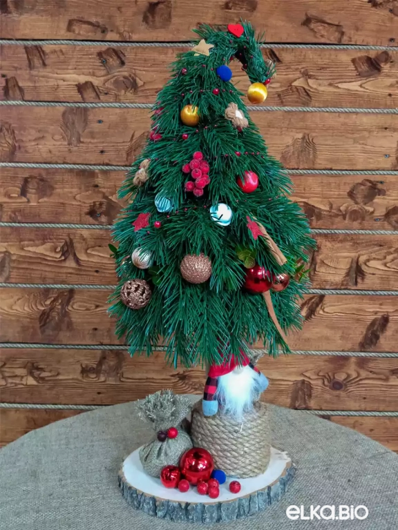 Настольная декоративная елка Подарок гнома Б32-В60