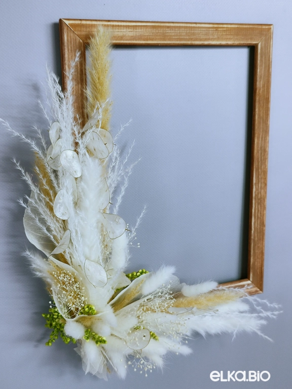 Панно на стену с белыми сухоцветами Б68-B108