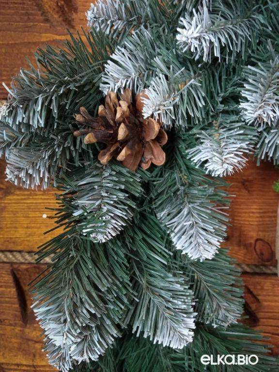 Новогодний венок Пихта с шишками 70 см-В528 Новогодний венок Пихта с шишками 70 см-В528