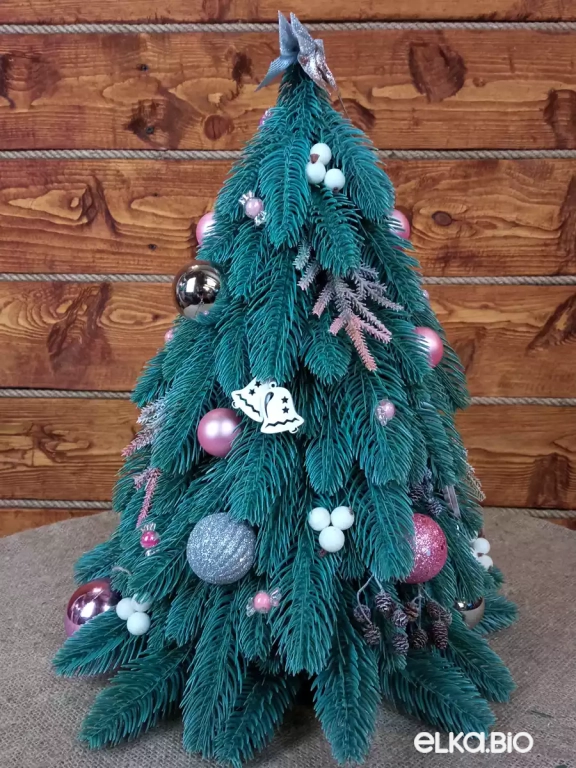 Новогодняя елка из хвои с шарами Искристые чудеса мира А88-В66