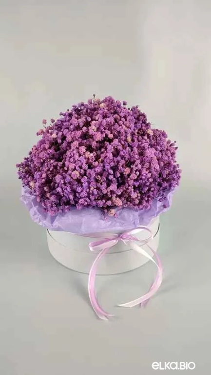Сиреневая гипсофила стабилизированная в шляпной коробке А178-B110 Сиреневая гипсофила стабилизированная в шляпной коробке А178-B110