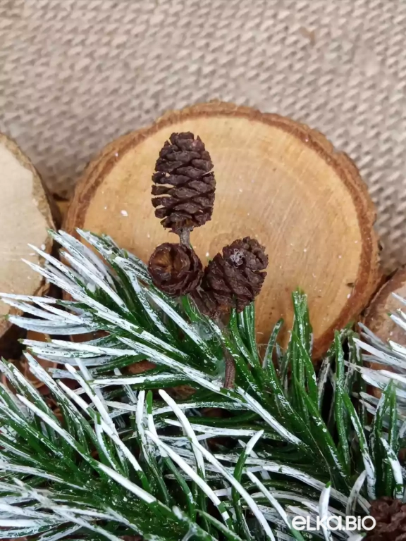 Панно из спилов и шелухи кедра Кедровый лес П15-В16 Панно из спилов и шелухи кедра Кедровый лес П15-В16