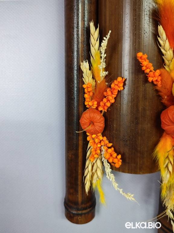Настенное панно из цветов на бамбуке Б80-B108