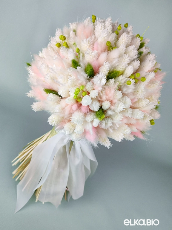 Большой букет из фаляриса и лагуруса Б82-B108