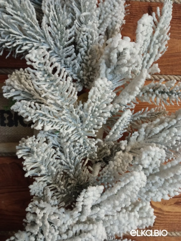 Новогодний венок Заснеженный 70 см-В523