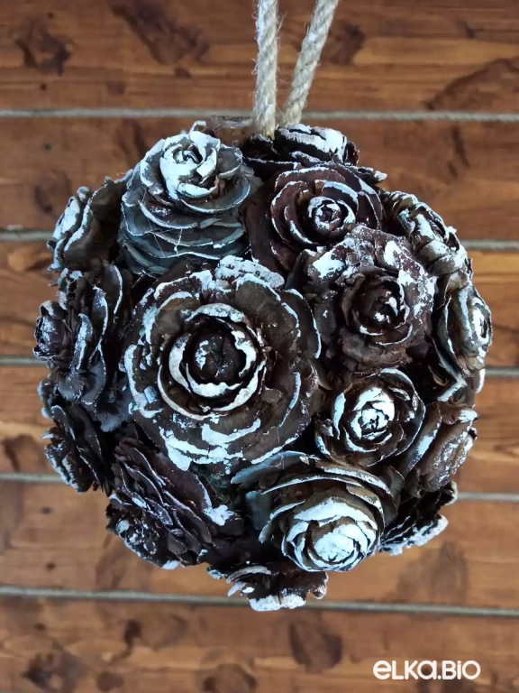 Шар из шишек Ливанский кедр Б39-В85