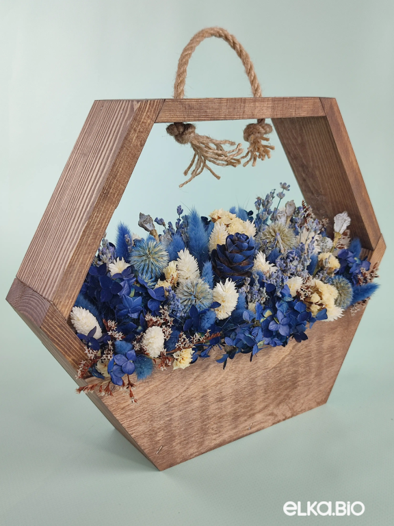 Подвесная композиция из белых и синих сухоцветов А155-B107