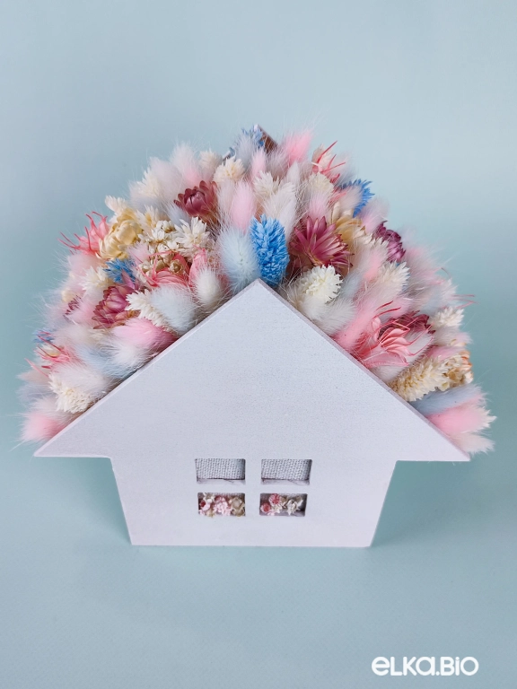 Композиция в кашпо из фаляриса, лагуруса и гелихризума А149-B107