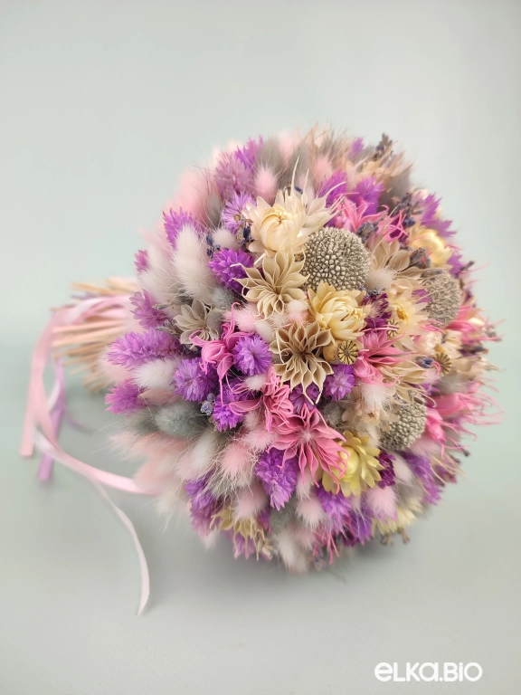 Сиреневый букет с фалярисом и гелихризумом Т209-B116