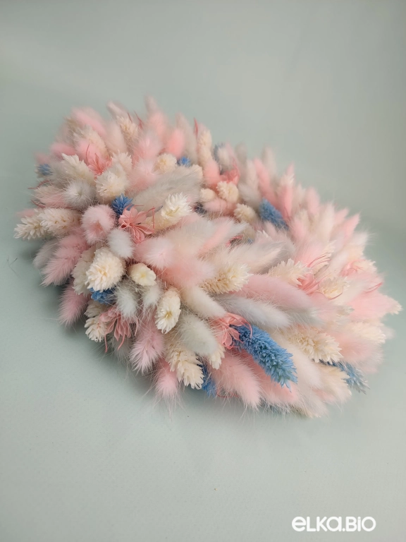 Венок из голубого, розового и белого лагуруса А174-B116