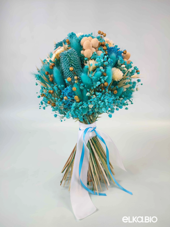 Cтабилизированный букет из голубой гипсофиллы и брунии Б119-B112