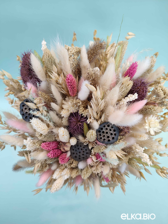 Букет из овса и фаляриса с лотосом А179-B111 Букет из овса и фаляриса с лотосом А179-B111