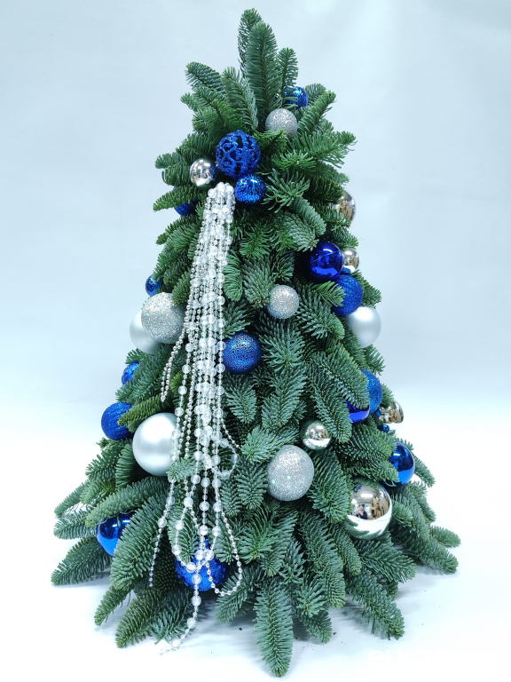 Настольная новогодняя елка из Нобилиса Водопад надежды Ю42-В706