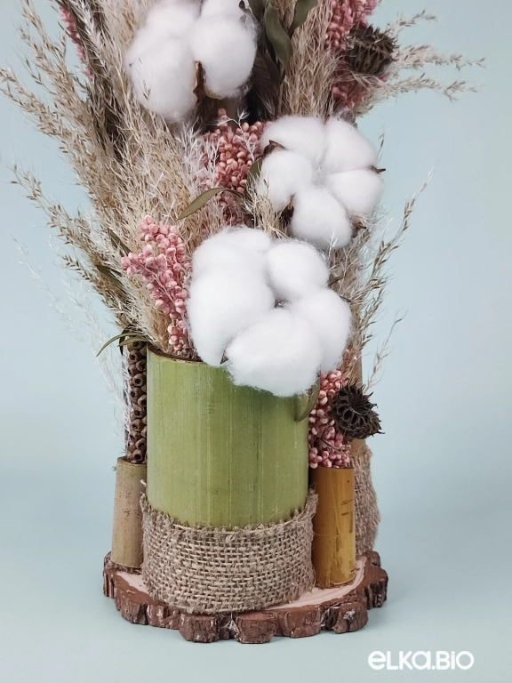 Композиция в бамбуке из хлопка и сухоцветов Б73-B106